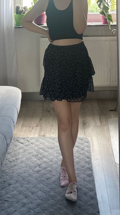 Spódniczka mini w kwiaty