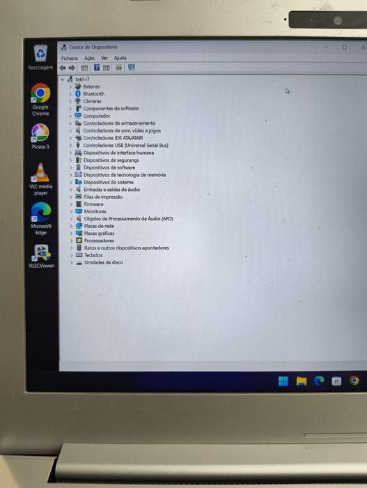 Clevo N13xWU i7-8550u 8gb DDR4 -256Gb nvme + 500Gb HDD