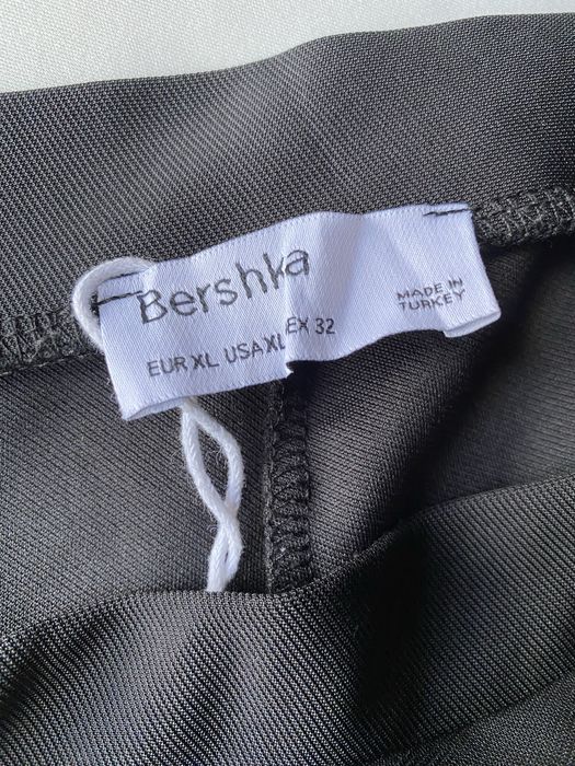 Czarne kolarki Bershka