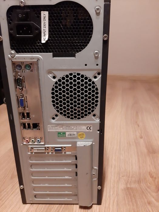 Komputer stacjonarny