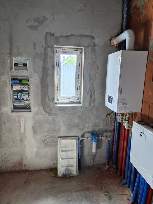 Новий сучасний будинок 180 м² біля річки Десна | 8 соток | с. Пухівка | КМ "Вега"