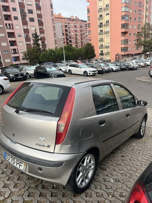 Fiat punto ano 2000