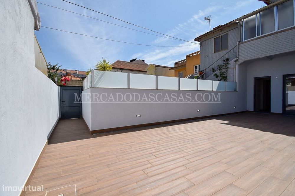 T3 Andar moradia Centro de Espinho Terraço