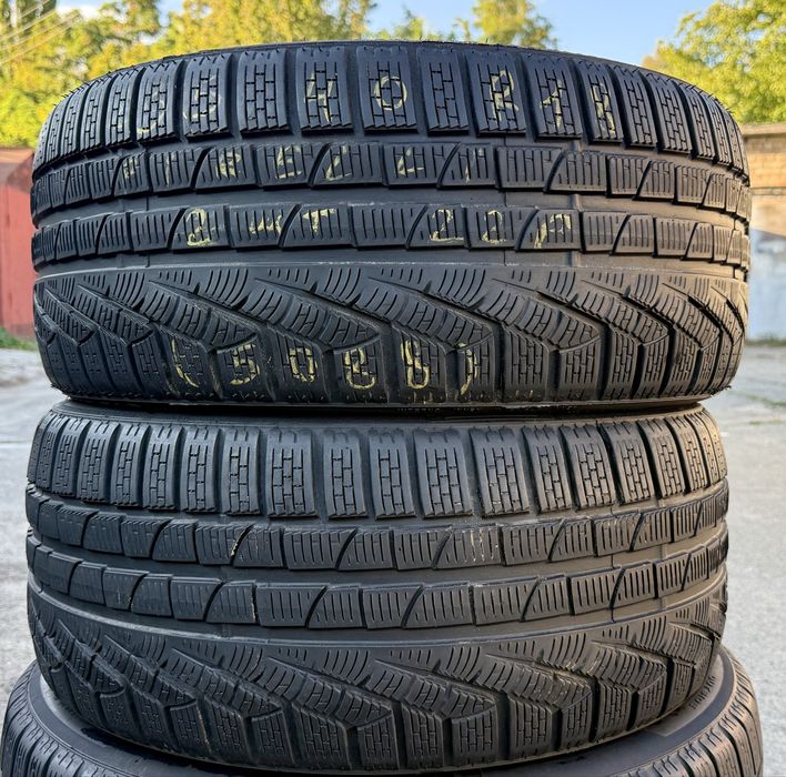 Шини зимові 235/40 r18 Pirelli