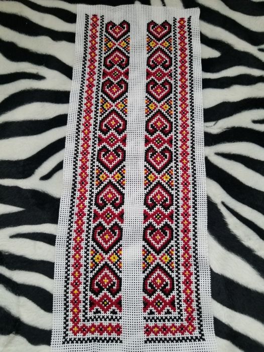 Вишивка...Паси...