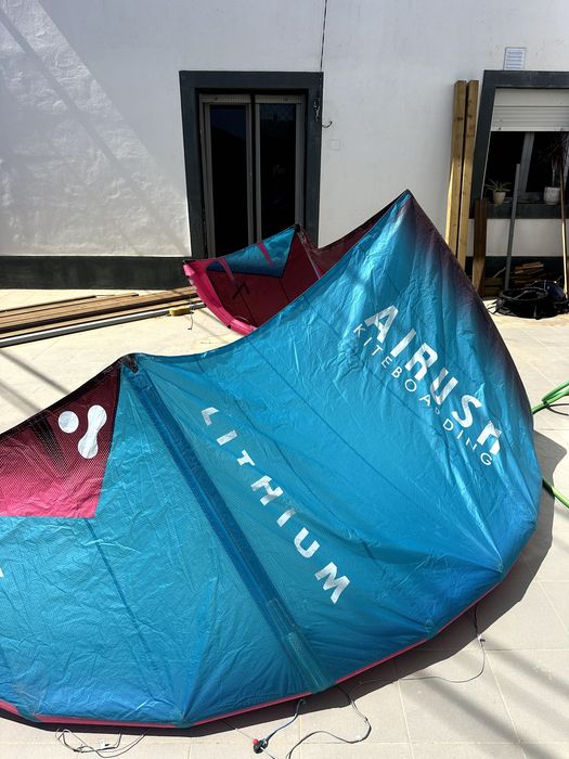 Kite Airush Lithium V14 7m – Estado Impecável – Apenas 5 Utilizações