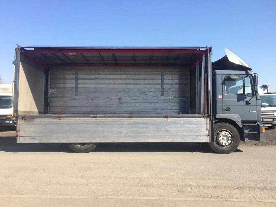 Uniwersalne Usługi Transportowe