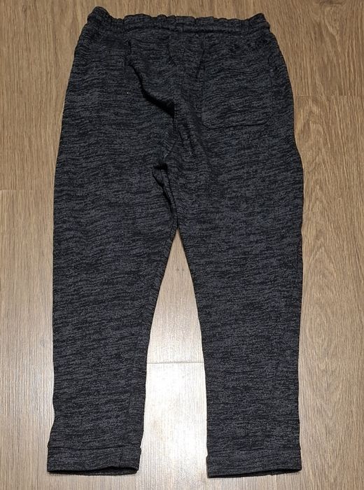 Spodnie dresowe 128 cm chłopięce YFK