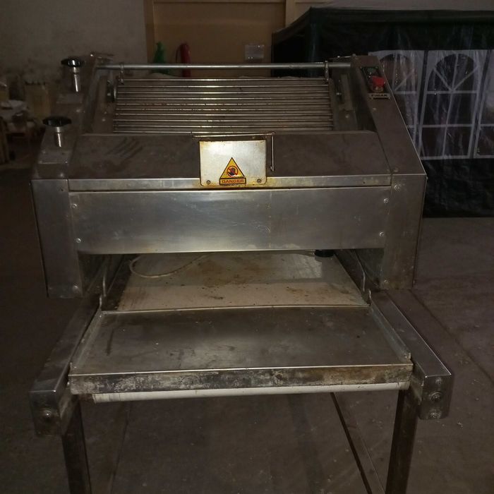 Багето-формовочные машины б.у.