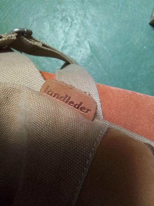 Torebka ze skóry naturalnej oraz Płótna