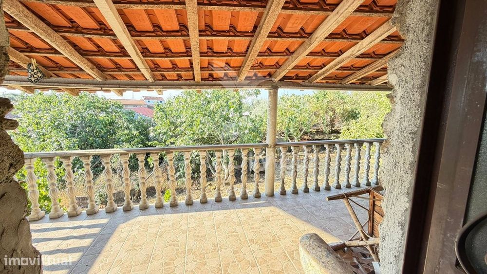 Moradia Com Terreno E Espaço Exterior – Brinço, Macedo De Cavaleiros