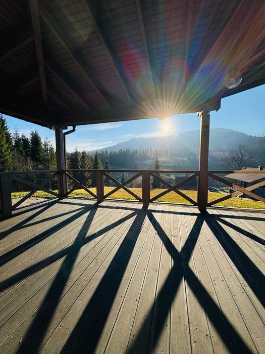 Продаж котеджу-шале (будинок) у с.Задільське, біля лісу, є ВІДЕО..