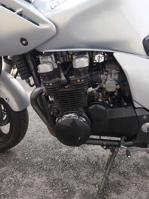 Kawasaki zr7s 750cc