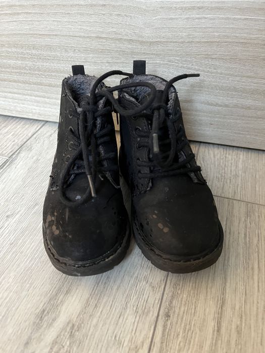 Czarne ocieplane botki Zara