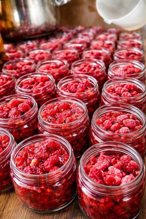 Maliny owoce w syropie 210 ml