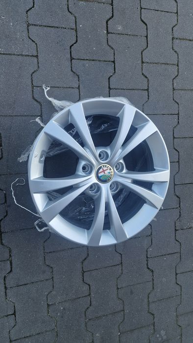 Oryginalne Felgi Alfa Romeo 16" 7J ET41 5x110 4 sztuki