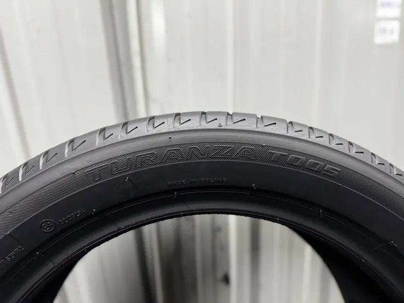 Шини бу 245 45 R18 Bridgestone Turanza T005