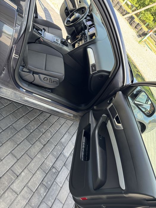 Audi A6 C6 2.0Tdi 6mt fwd
