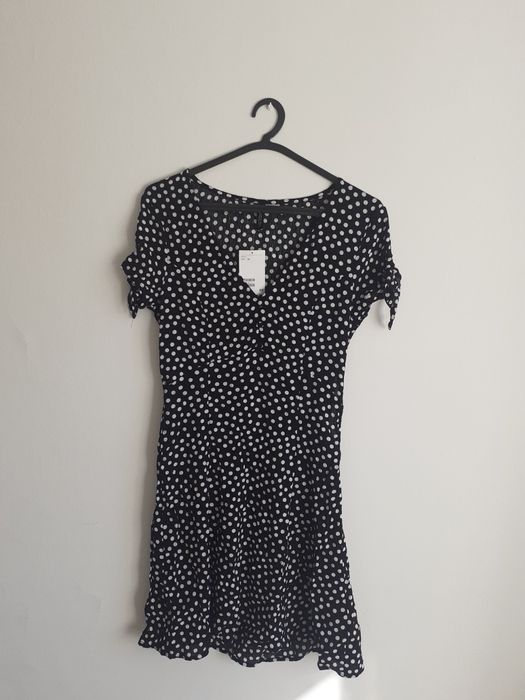 Vestido curto H e M