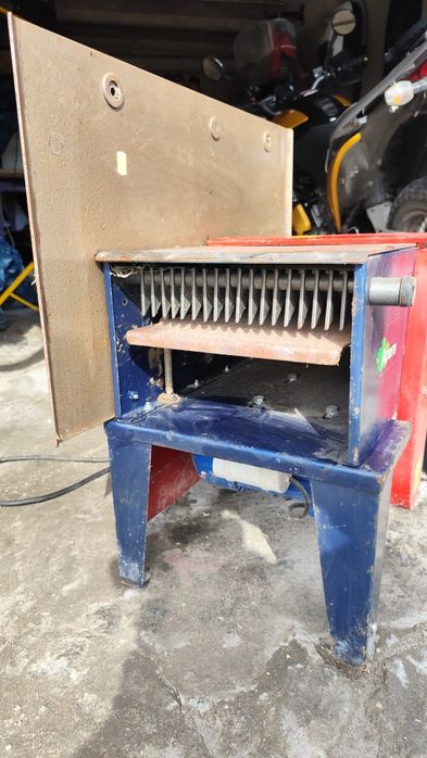 Acorn strugarka, frezarka