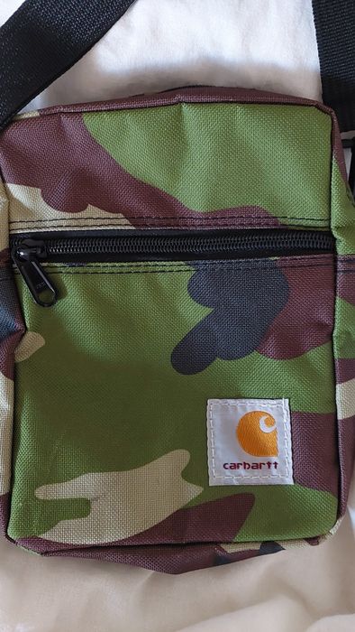 Mala carhartt camo