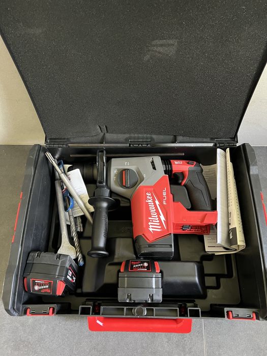 Безщітковий Акум. Перфоратор Milwaukee M18 FHX