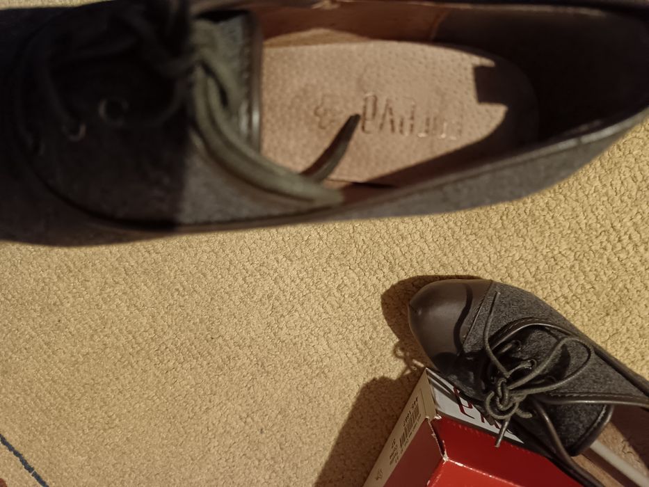 Sapatos Foreva tamanho 37