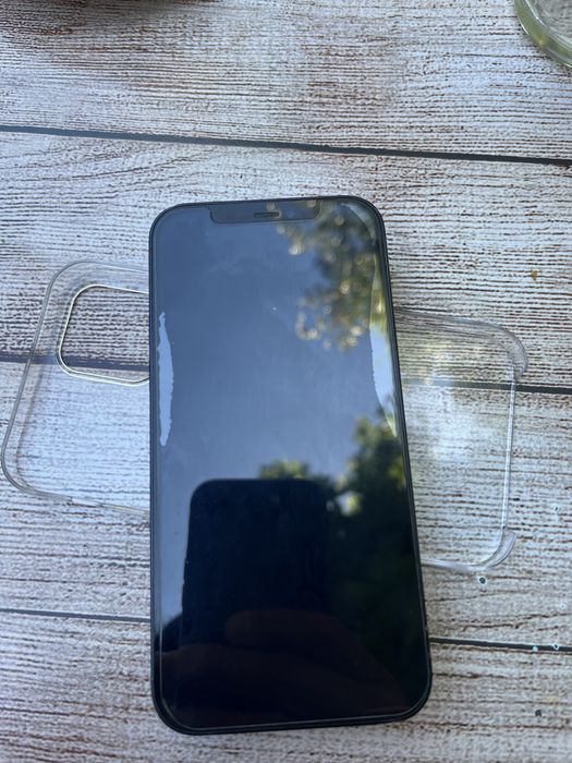 Vendo iphone 12.