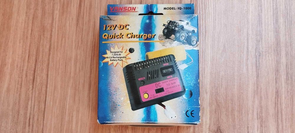 Nowa Ładowarka Quick Charger - wyjście 8,2V lub 7,4V - ładowarka