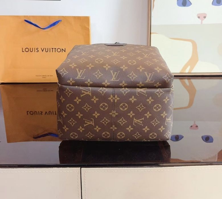 LOUIS VUITTON eclipse monogram мужской коричневый рюкзак портфель
