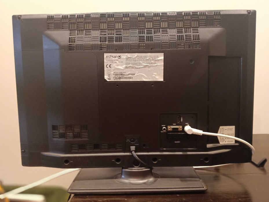 TV Mitsai 52 cm.