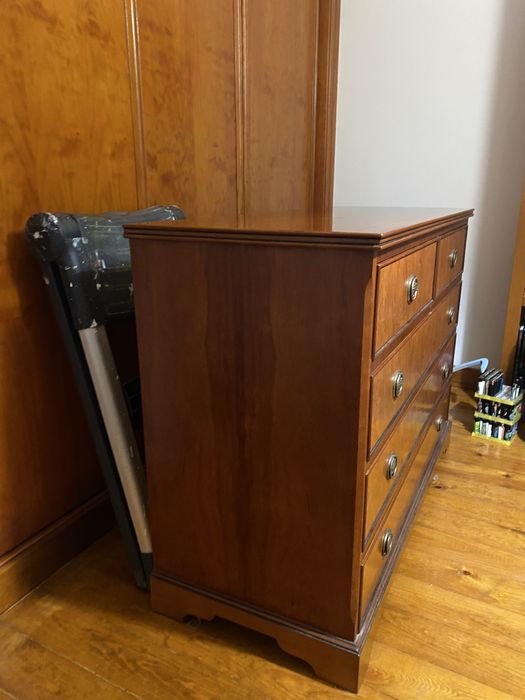 Cómoda em otimo estado