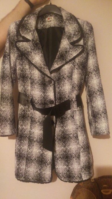 Płaszczyk jesienny roz. L