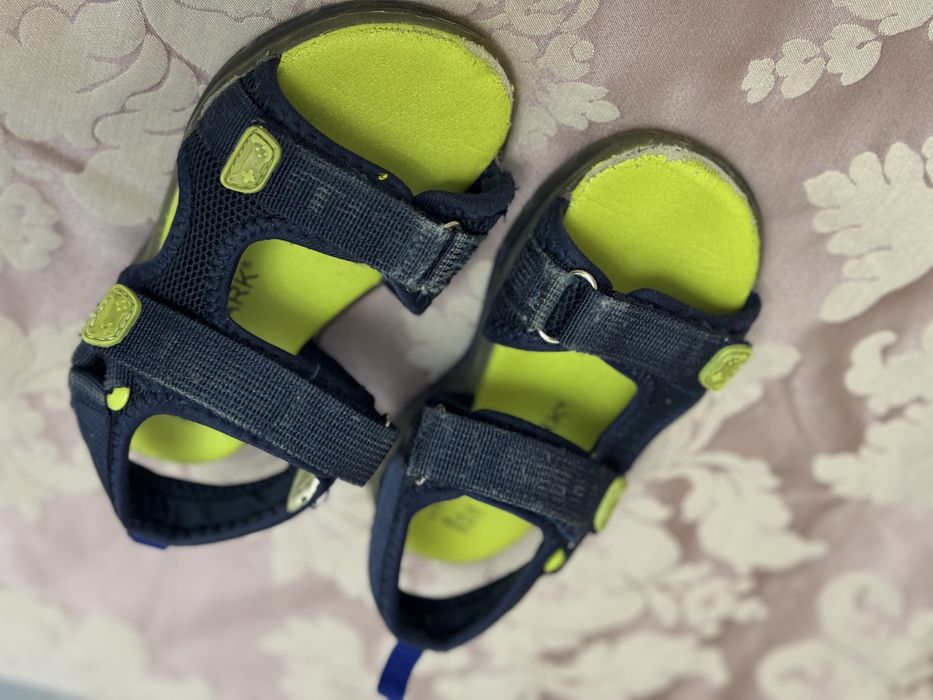 Сандалі  Прімарк 27 р