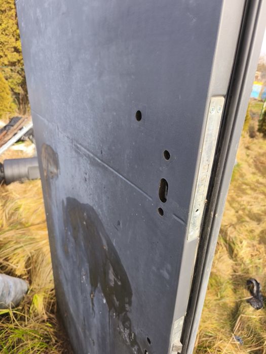 Drzwi stalowe wikend 100