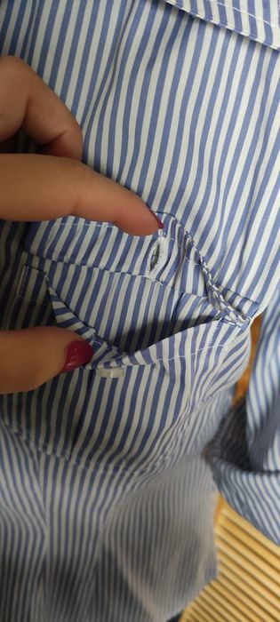 Koszula w paski błękitno-białe