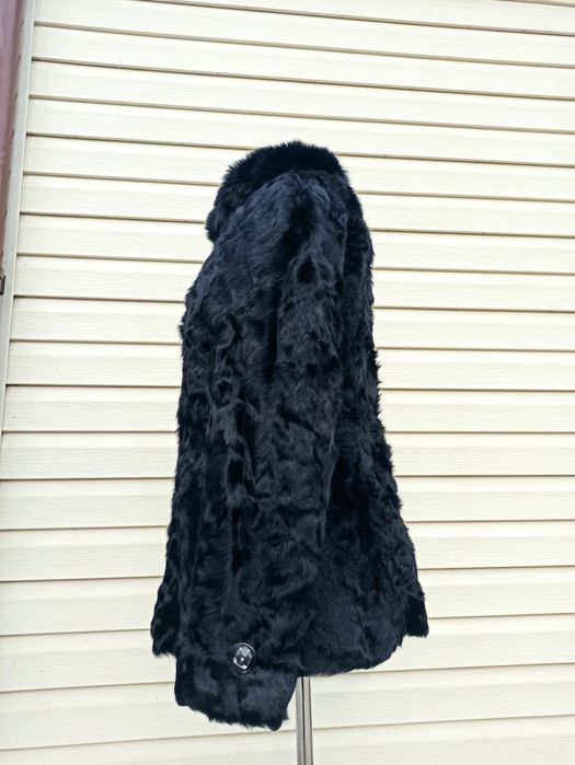 Полушубок з кізочки куртка кожушок шкіряна жіноча дублянка