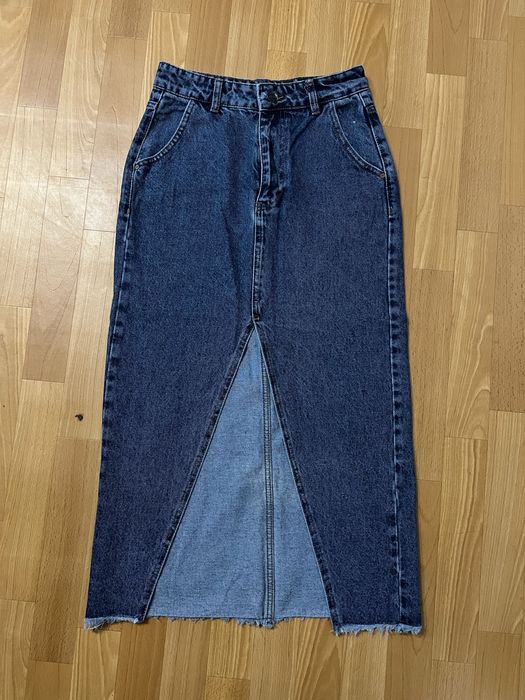 Джинсовая юбка миди