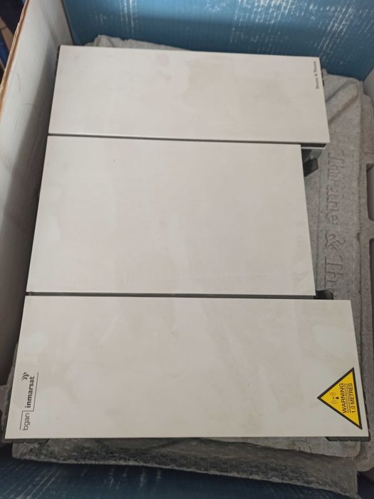 Terminal satelitarny BGAN-700