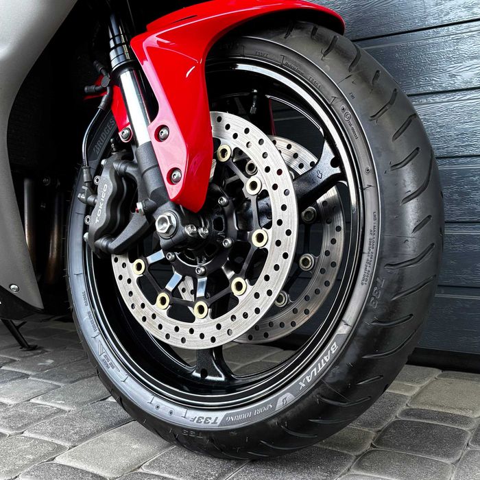 Продам мотоцикл Honda CBR600RR (4748)