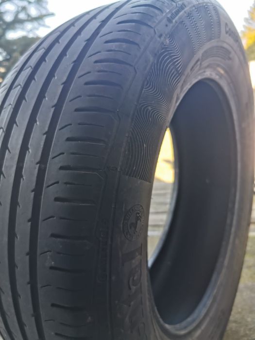 Komplet Opon Continental conti premium contact 5 rozm.225/60/ 17