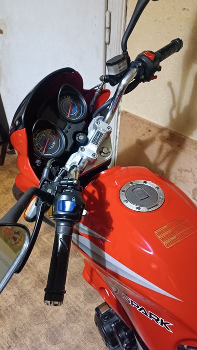 Мотоцикл Spark SP200R-25i