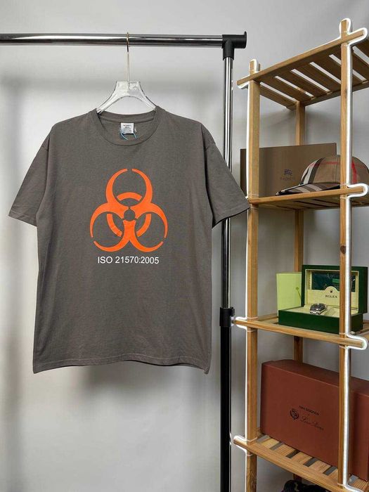 Футболка VETEMENTS "Radioactiv" | Бавовняна Футболка Ветементс