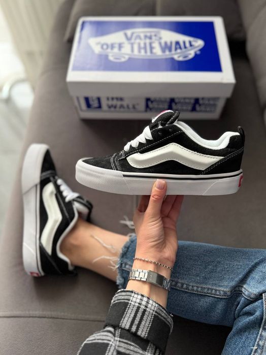 36-45 Vans KNU Skool Black White