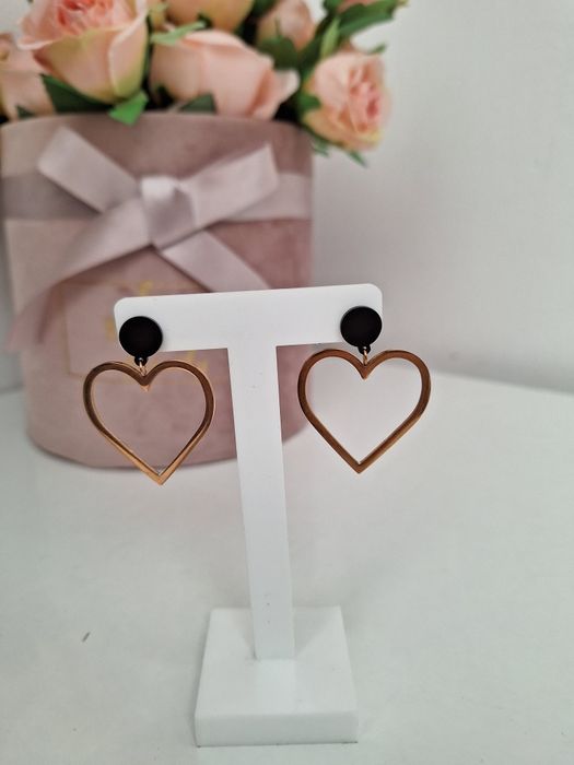 Kolczyki że stali szlachetnej