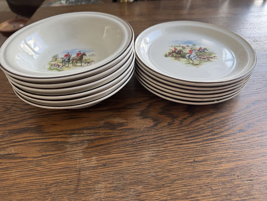 Керамічні англійські тарілки Barratts of Staffordshire England,