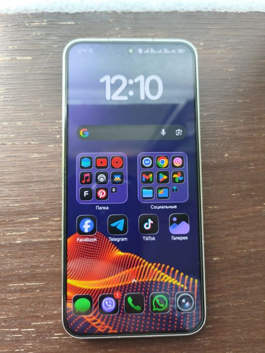 Продається смартфон Xiaomi MI 13