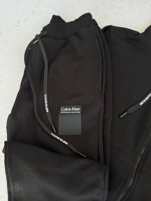 чоловічий Мужской Спортивний костюм  Calvin Klein