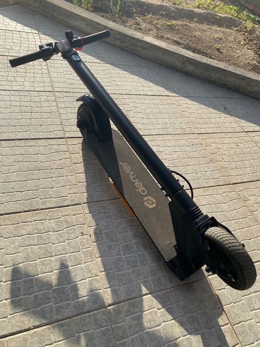 Trotinete elétrica como nova