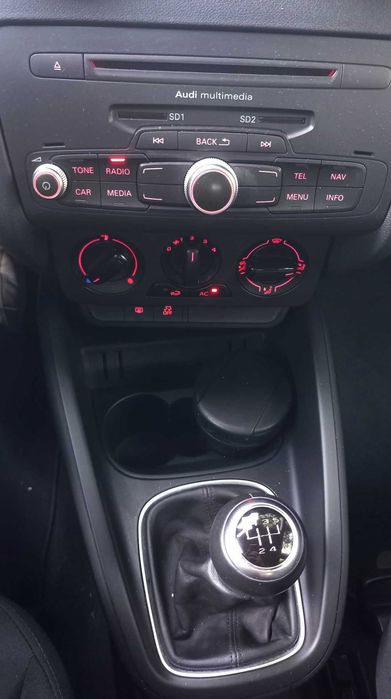 Audi A1 1.6TDI Sportback 90cv Nacional , c/ livro revisoes